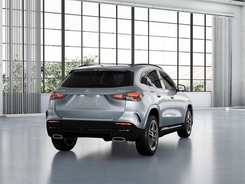 New 2026 Mercedes-Benz GLA 250 4MATIC image 23