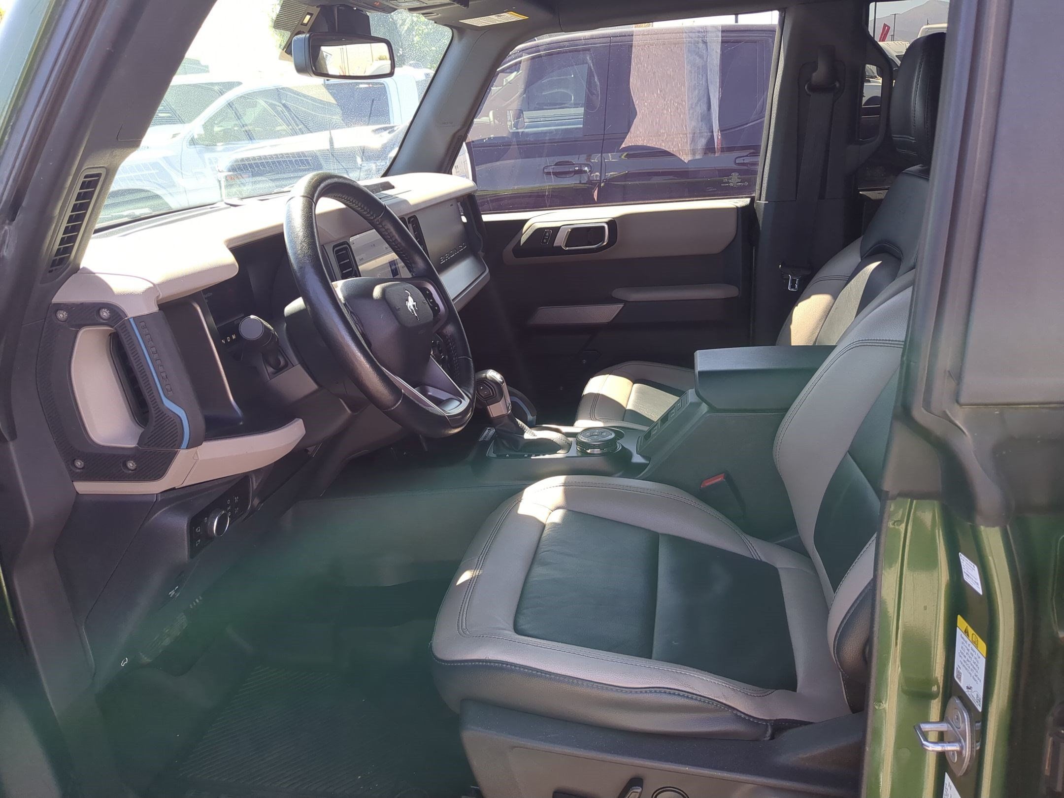 Used 2023 Ford Bronco Wildtrak AWD/4WD image 17