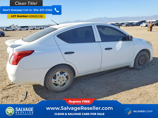 Used 2014 Nissan Versa S Plus FWD image 4
