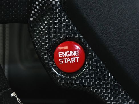 Used 2013 Ferrari California image 35