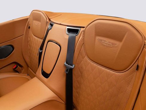 Used 2026 Aston Martin DB12 Convertible image 40