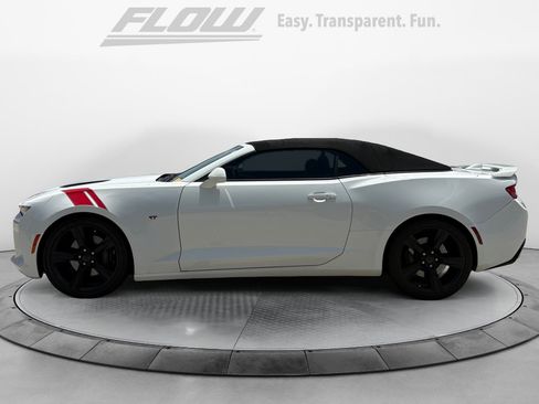 Used 2018 Chevrolet Camaro SS RWD image 5