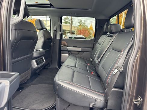 Used 2024 Ford F350 Lariat image 43