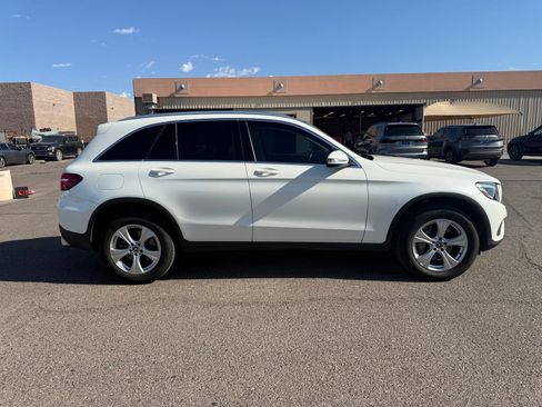 Used 2018 Mercedes-Benz GLC 300 image 4