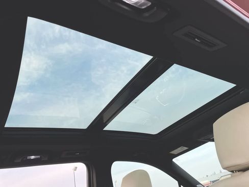 Certified 2023 Cadillac XT6 Sport w/ Technology Package image 22