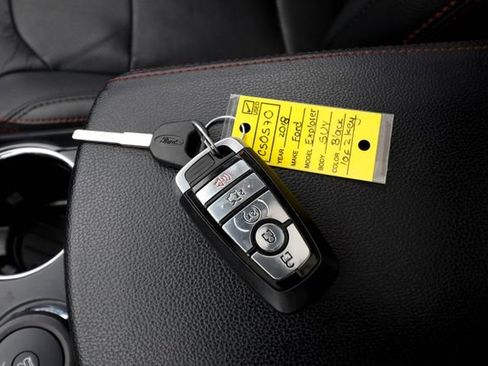 Used 2018 Ford Explorer Sport w/ Equipment Group 401A image 10