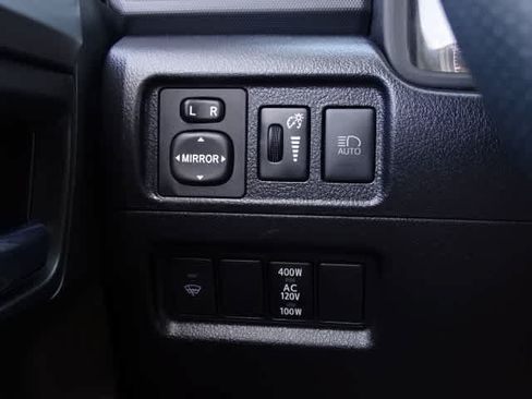 Used 2021 Toyota 4Runner Limited AWD/4WD image 38
