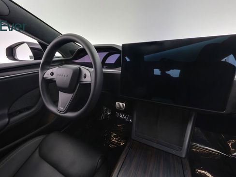 Used 2024 Tesla Model S AWD/4WD image 25