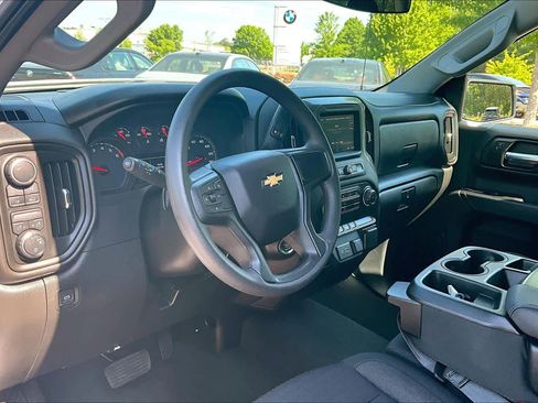 Used 2025 Chevrolet Silverado 1500 Custom AWD/4WD image 17