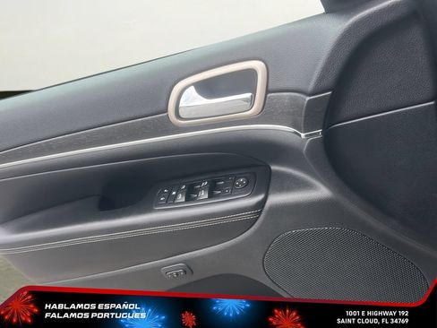 Used 2015 Jeep Grand Cherokee Limited RWD image 11