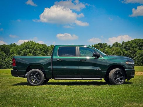 New 2026 RAM 1500 Express AWD/4WD image 2