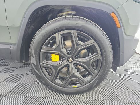 Used 2023 Rivian R1S Launch Edition AWD/4WD image 11
