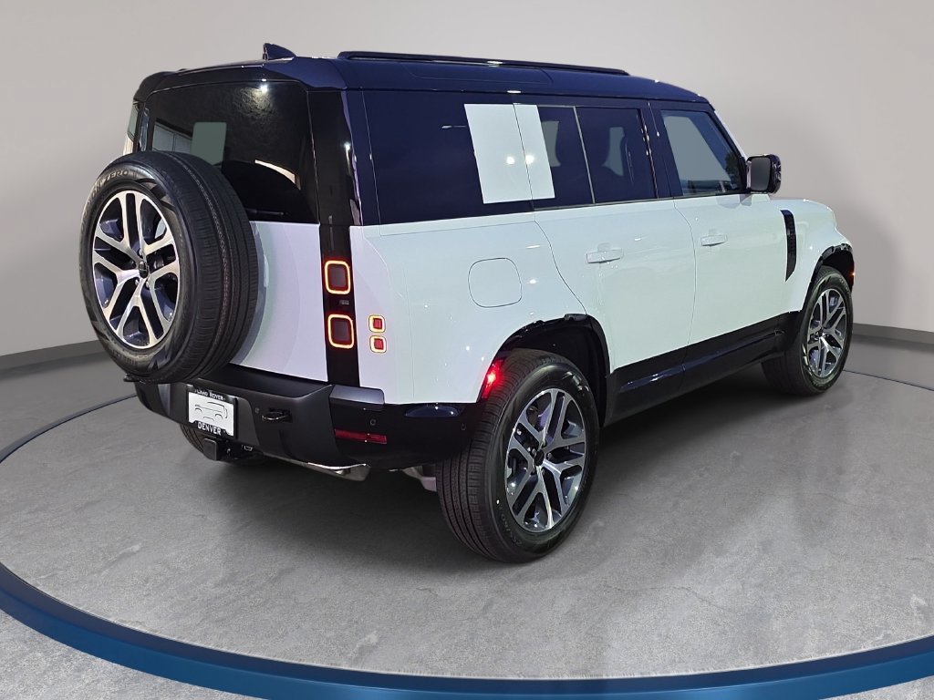 New 2026 Land Rover Defender 110 X-Dynamic SE AWD/4WD image 5
