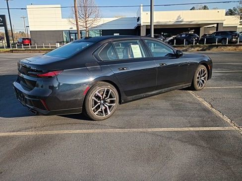 Used 2023 BMW 760i xDrive 760i xDrive image 5
