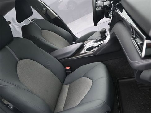 Used 2023 Toyota Camry LE image 15