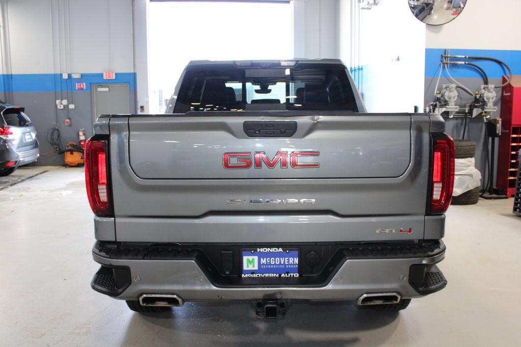 Used 2022 GMC Sierra 1500 AT4 w/ Technology Package AWD/4WD image 28