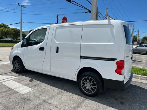 Used 2021 Nissan NV200 S w/ Back Door Glass Package image 7