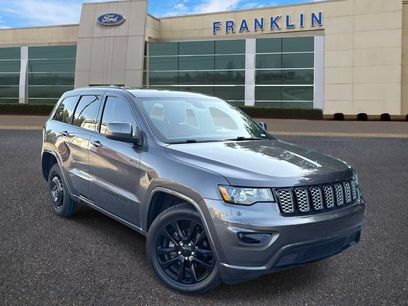 Used 2019 Jeep Grand Cherokee Altitude