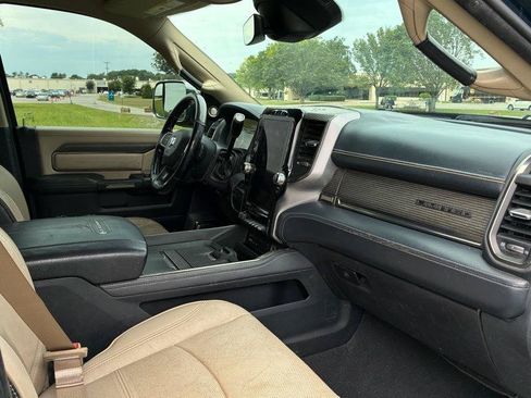 Used 2019 RAM 2500 Limited AWD/4WD image 14
