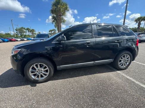 Used 2011 Ford Edge Limited FWD image 2