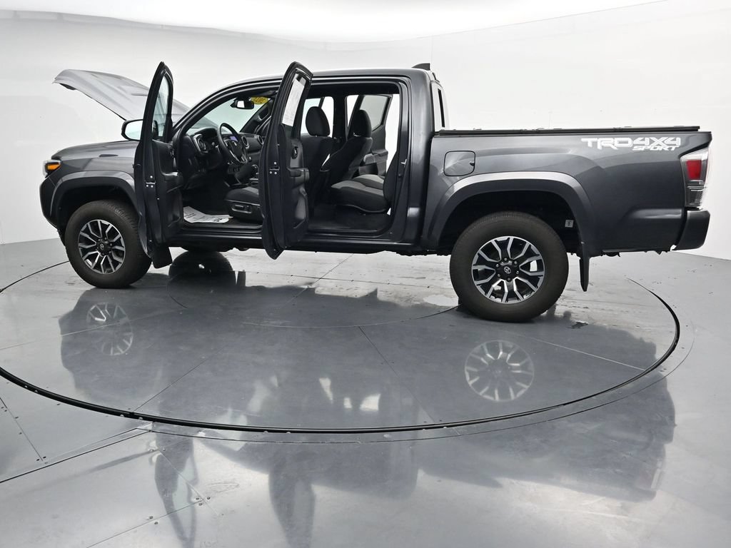 Used 2023 Toyota Tacoma TRD Sport AWD/4WD image 39