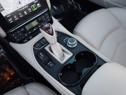 Used 2019 Maserati GranTurismo Sport image 37