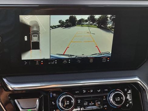 Used 2024 GMC Sierra 1500 Denali AWD/4WD image 15