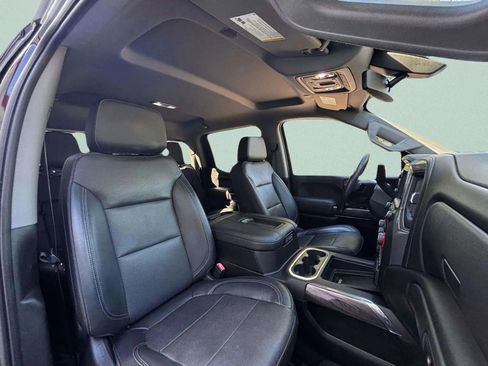 Used 2019 Chevrolet Silverado 1500 LTZ w/ LTZ Plus Package image 9