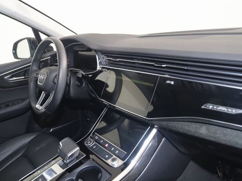 Used 2022 Audi Q7 Premium Plus w/ Premium Plus Package image 38