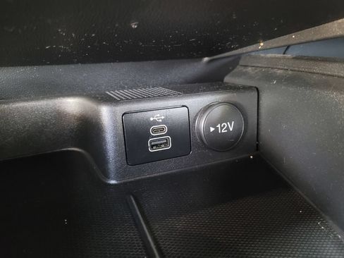 Used 2025 Ford Escape ST-Line FWD image 22