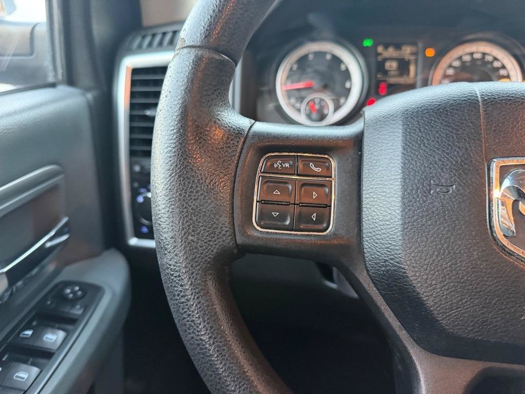 Used 2015 RAM 1500 Classic SLT RWD image 18