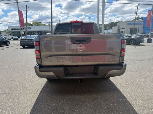 Certified 2023 Nissan Frontier SV w/ SV Convenience Package AWD/4WD image 6