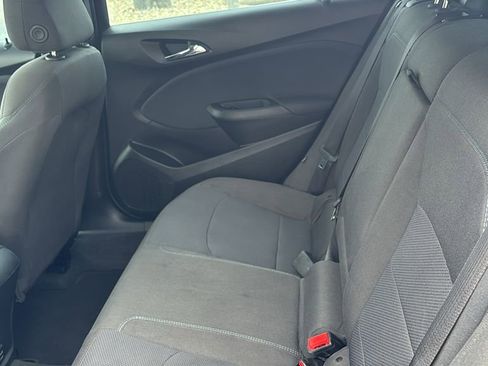 Used 2019 Chevrolet Cruze LT w/ Sun And Sound Package FWD image 28