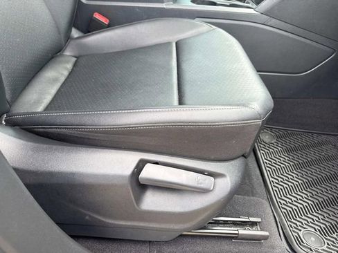 Used 2019 Volkswagen Atlas SE FWD image 17