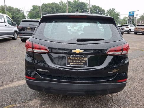 Used 2023 Chevrolet Equinox LS AWD/4WD image 6