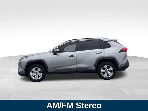 Used 2021 Toyota RAV4 XLE FWD image 2