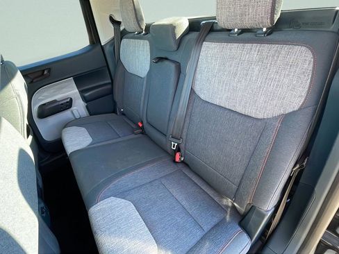 Used 2022 Ford Maverick XLT image 33