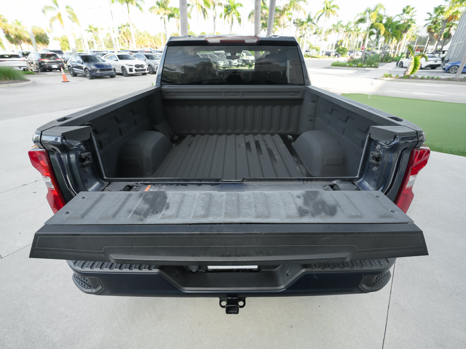 Used 2021 Chevrolet Silverado 1500 Custom w/ Safety Confidence Package RWD image 43