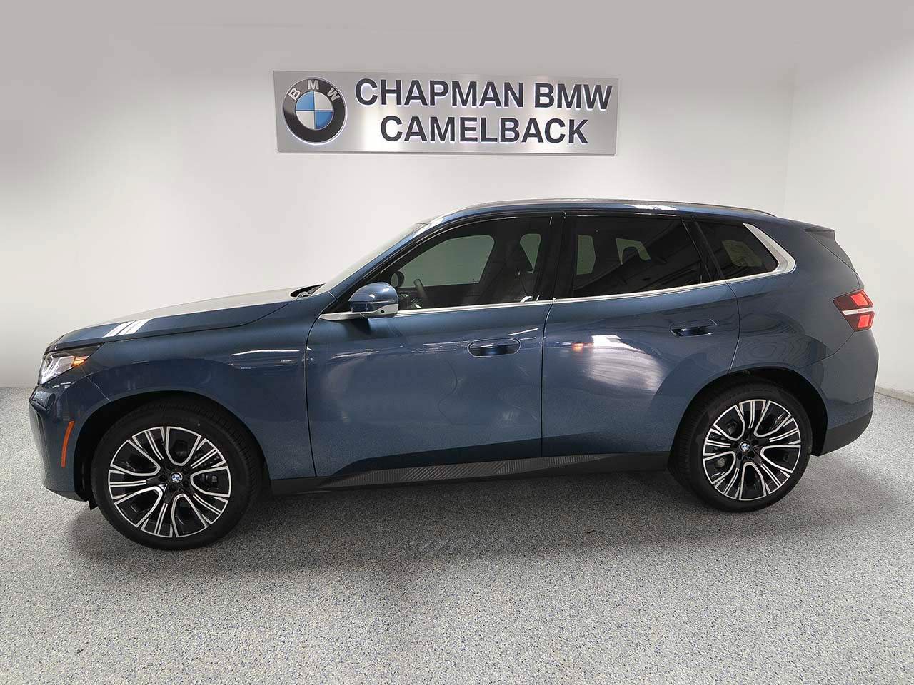 Used 2026 BMW X3 xDrive30i w/ Premium Package AWD/4WD image 3