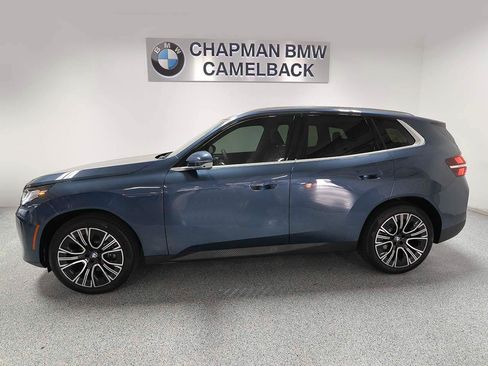 Used 2026 BMW X3 xDrive30i w/ Premium Package AWD/4WD image 3
