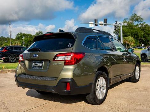 Used 2019 Subaru Outback 2.5i Premium AWD/4WD image 18