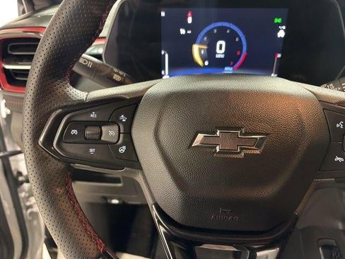 Used 2025 Chevrolet TrailBlazer RS w/ Convenience Package image 15