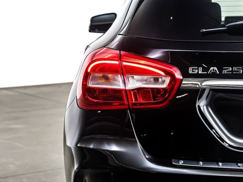 Used 2020 Mercedes-Benz GLA 250 image 15