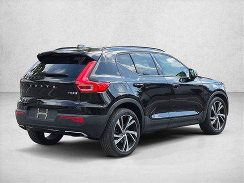 Used 2020 Volvo XC40 T5 R-Design w/ Protection Package Premier AWD/4WD image 5