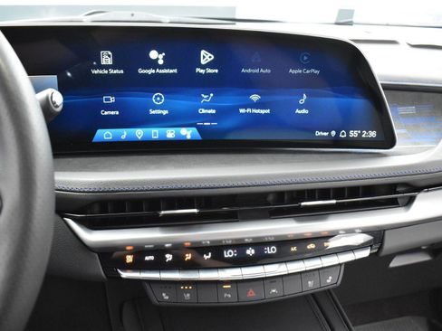 Certified 2024 Cadillac XT4 Sport AWD/4WD image 19