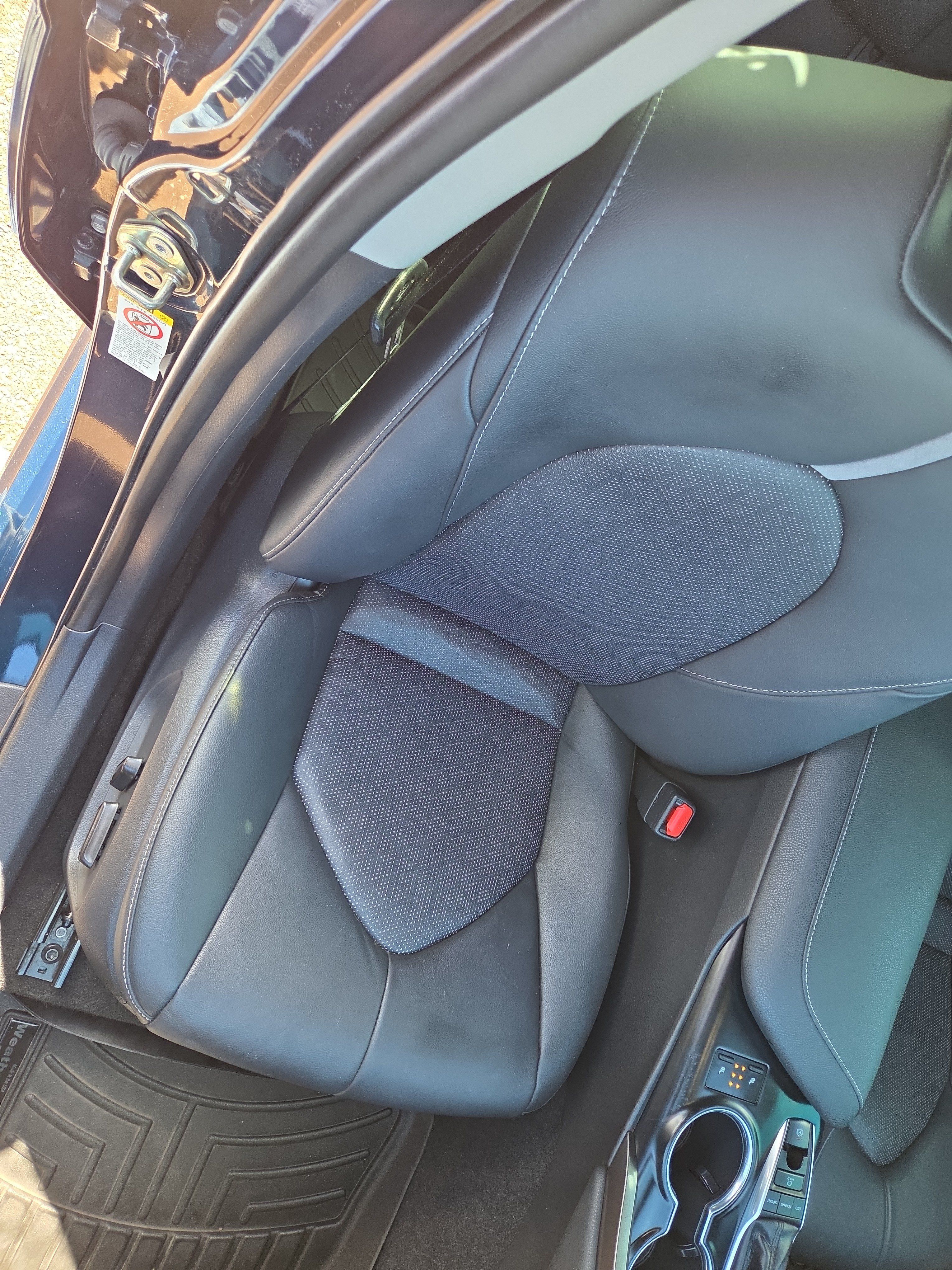 Used 2019 Toyota Camry XSE w/ Driver Assist Package FWD image 16