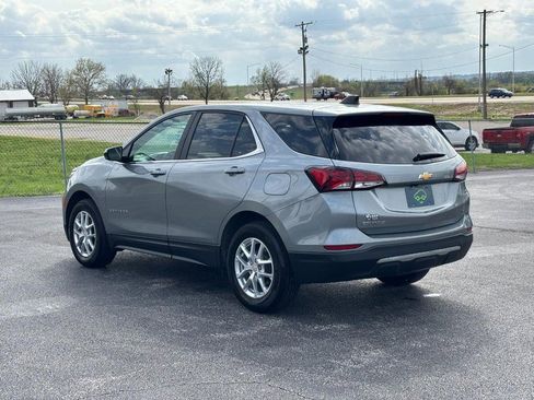 Used 2024 Chevrolet Equinox LT image 3
