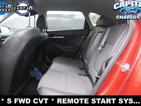 Used 2023 Kia Seltos S FWD image 11