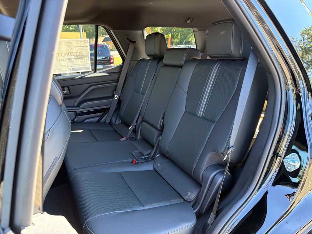 New 2026 Toyota 4Runner Limited AWD/4WD image 21