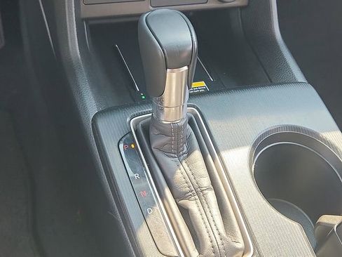 Used 2024 Honda Civic Touring image 15